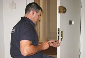  Phoenix Emergency Locksmith Phoenix, AZ 602-687-1793
